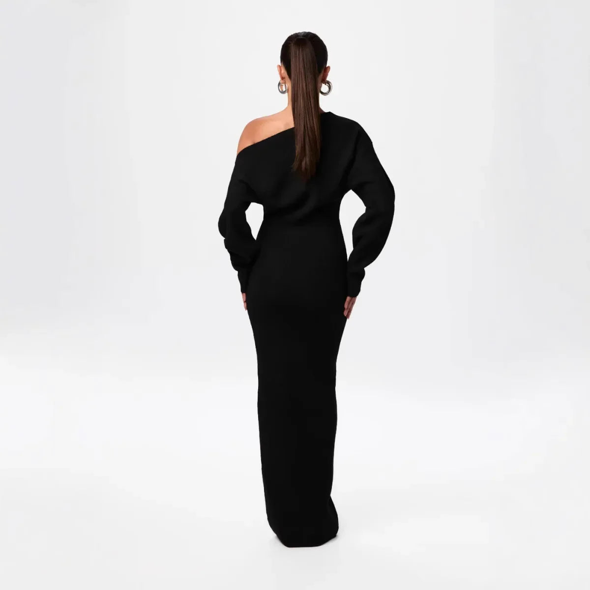 Benelux-Fashion | Elegante Off-Shoulder Maxi Jurk – Luxe Gebreid Design
